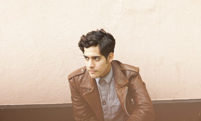 Neon Indian "Techno Clique"