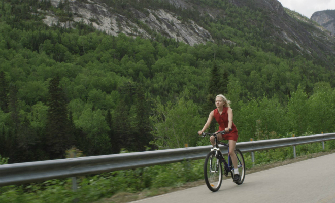 Men I Trust : "Lauren"