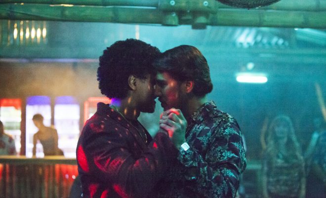 bisou gay narcos