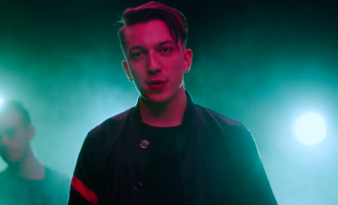 « Ghosts of our past » Derrival