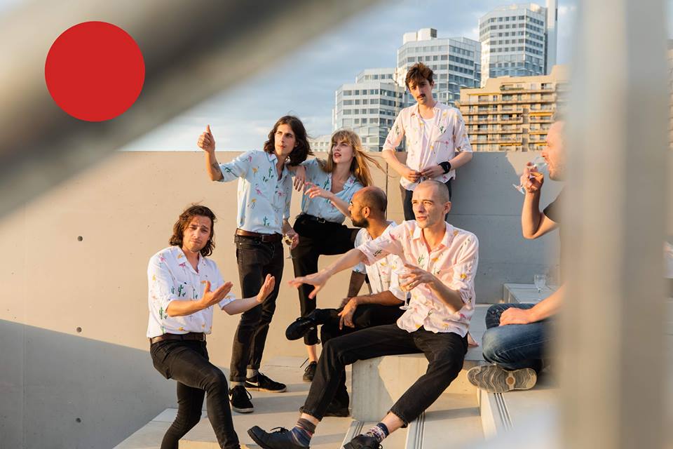 catastrophe la nuit est encore jeune