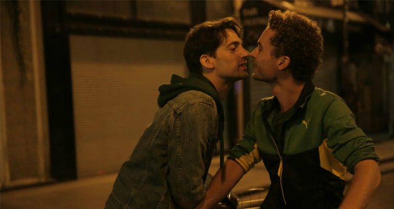 theo hugo dans le même bateau