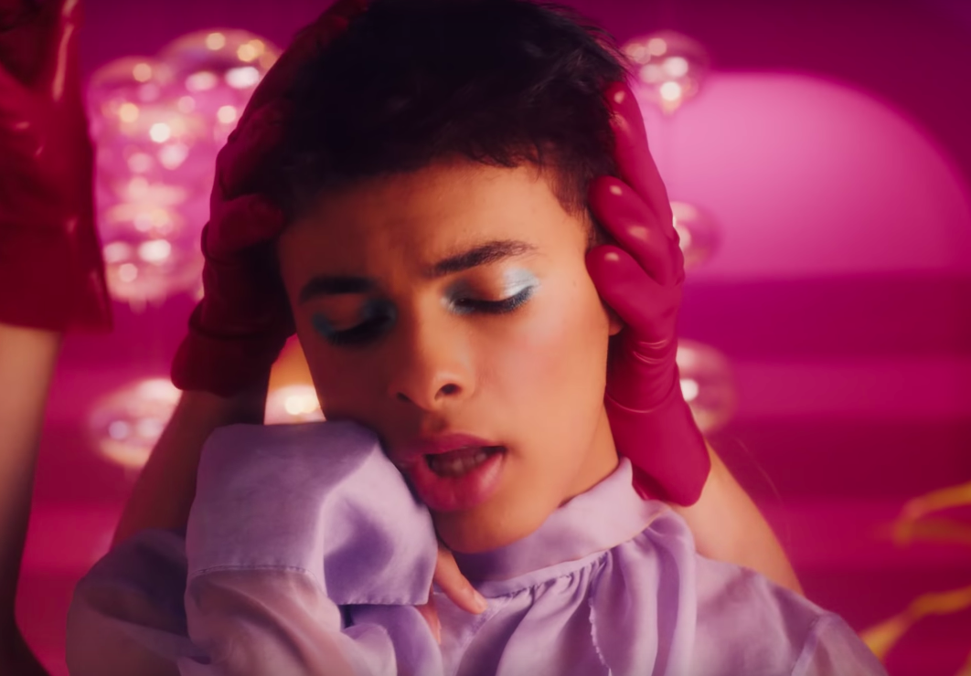 isaac dunbar makeup drawer