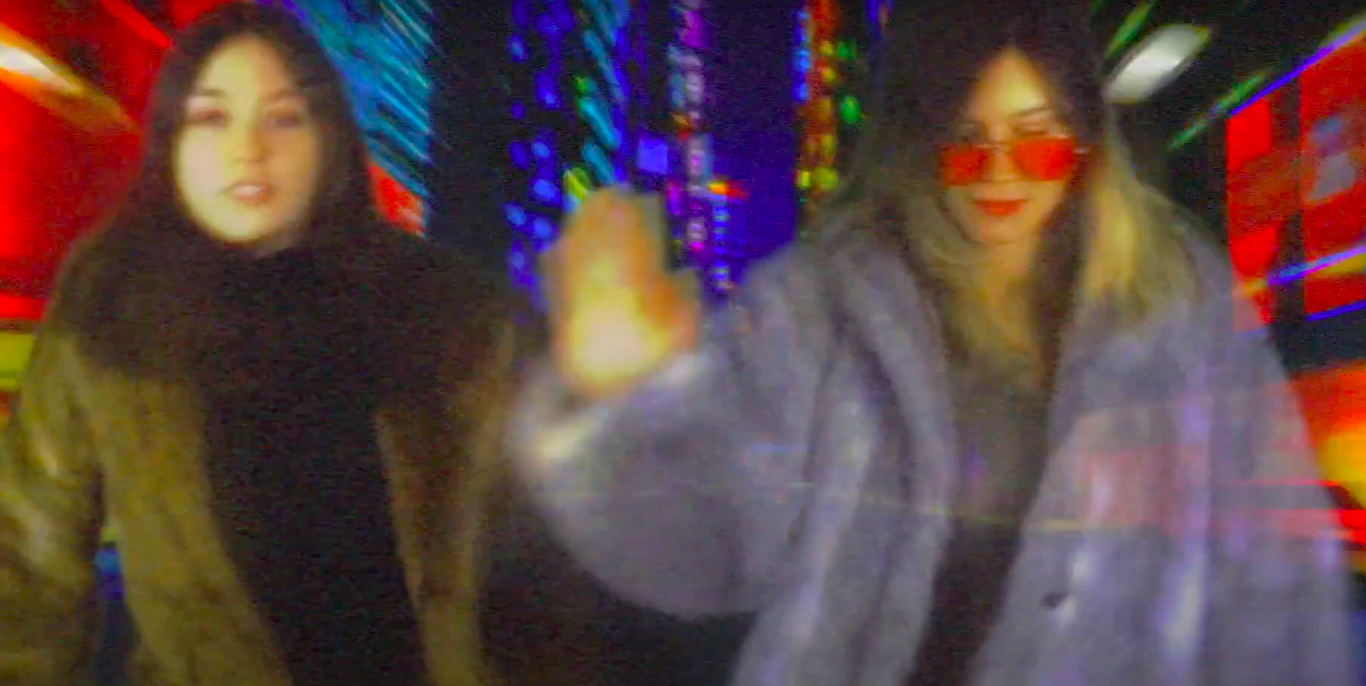 fille à papa dans le taxi