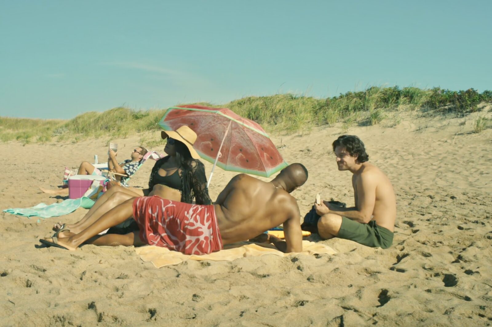 high tide drame social gay