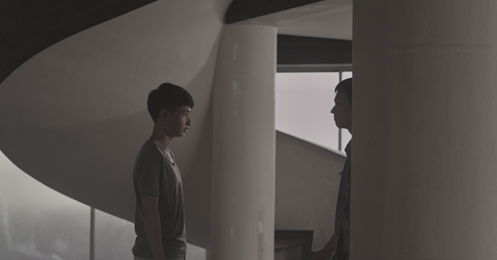 the blue hour film gay thailandais de Anucha Boonyawatana