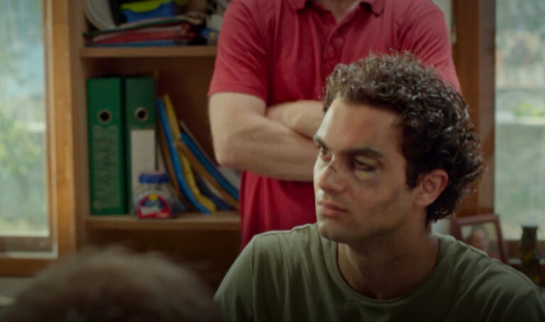 trois kilomètres jusqu'à la fin du monde