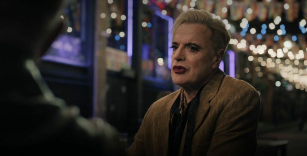 tip toe, critique de la série de russell t davies